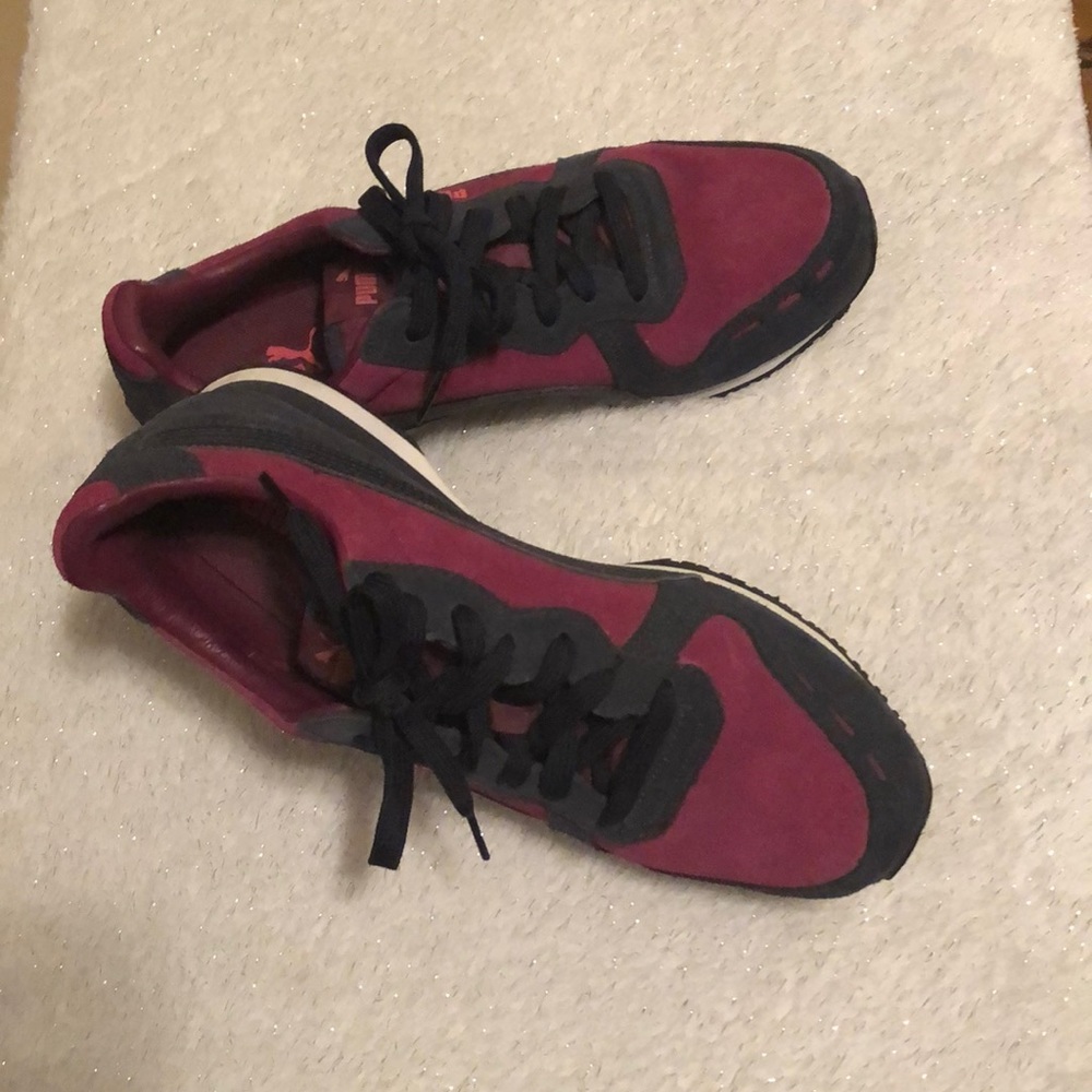 Women’s Puma sneakers size 8